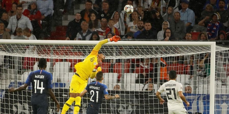 Jadi Buah Bibir, Kiper Debutan Prancis Sangat Senang Digempur Jerman