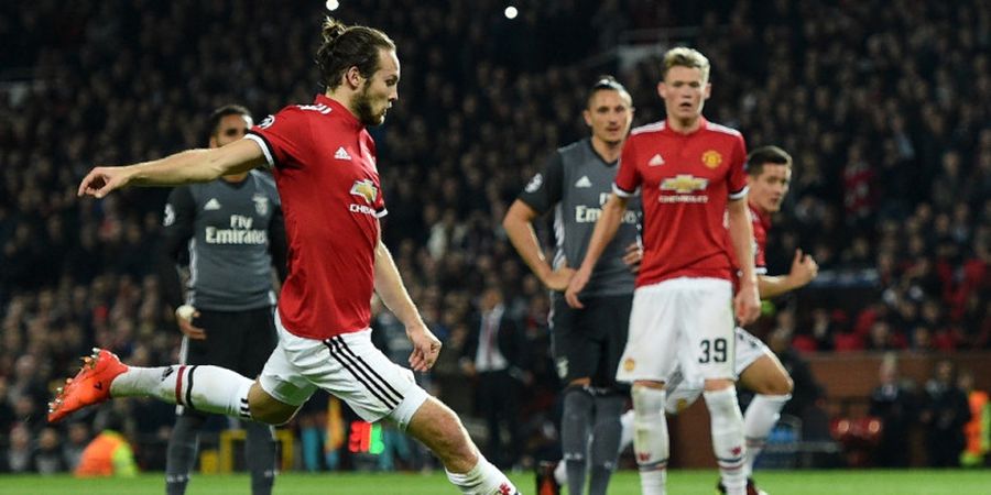 Manchester United Pulangkan Daley Blind ke Ajax Amsterdam