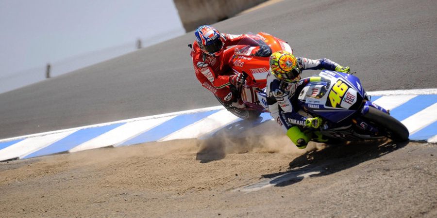 Momen Overtake Rossi kepada Stoner di Laguna Seca Terulang pada World Superbike