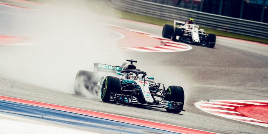 Hasil FP2 F1 GP AS 2018 - Hanya Tampil 10 Menit, Lewis Hamilton Kembali Jadi yang Tecepat