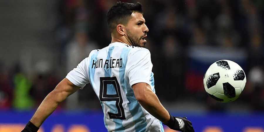 Argentina Vs Nigeria - Tak Sadarkan Diri, Sergio Aguero Dibawa ke Rumah Sakit