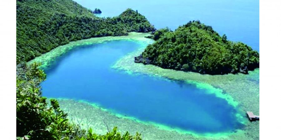 Netizen Curiga Titus Bonai Simpan Kode Tersembunyi di Pulau Indah Ini