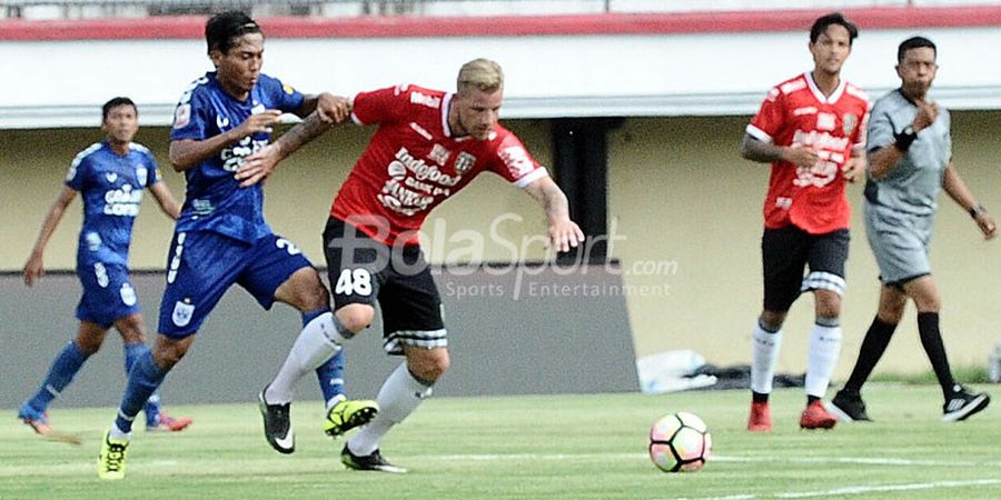 Giliran Gelandang Bali United asal Belanda Pakai Jersey Timnas Indonesia