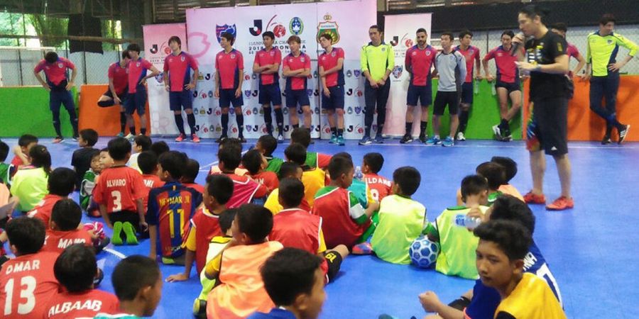 Tiba di Indonesia, Klub Liga Jepang Ini Gelar Coaching Clinic