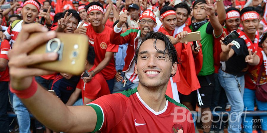 Mirip Liverpool, Klub Ezra Walian Hampir Promosi ke Liga Utama Belanda