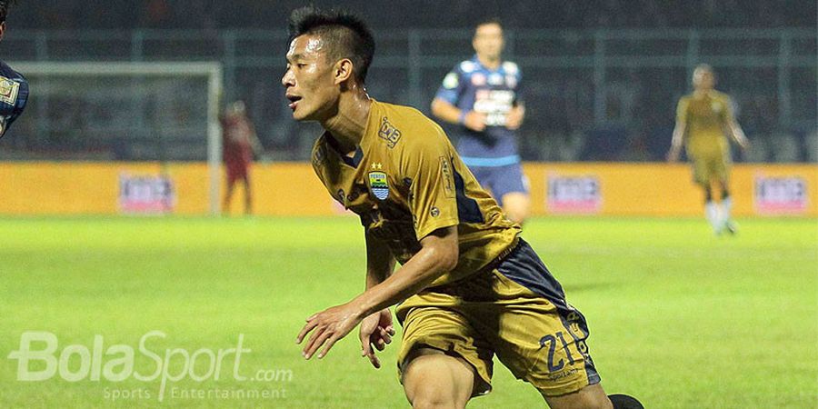 Bek Muda Persib  Ini Berharap Dipercaya Tampil Lawan Persija