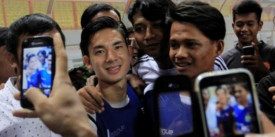 Persib Vs Mitra Kukar - Kim Kurniawan Sebut Kemenangan Timnya sebagai Obat Rindu bagi Bobotoh 