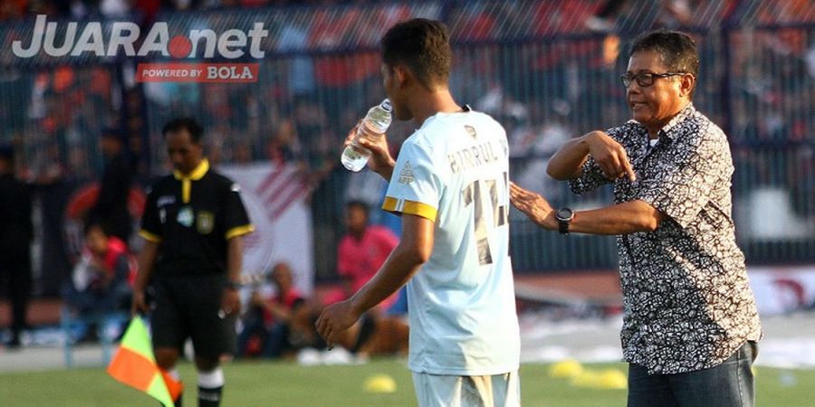 Perjudian Sukses Pelatih Persela dengan Sang 'Marquee Player'