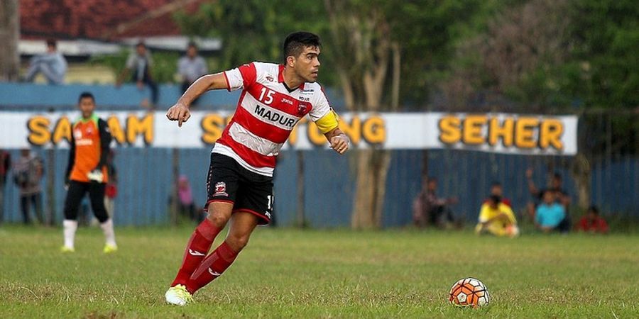 Naturalisasi Hampir Selesai, Fabiano Beltrame Belum Bisa Gabung MU