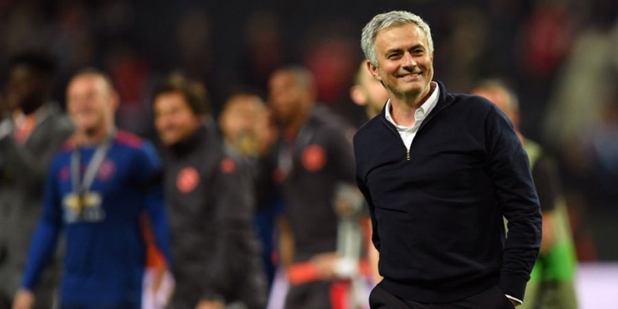 Tertarik Latih Kub Lain, Mourinho Tak Akan Tinggalkan Manchester United