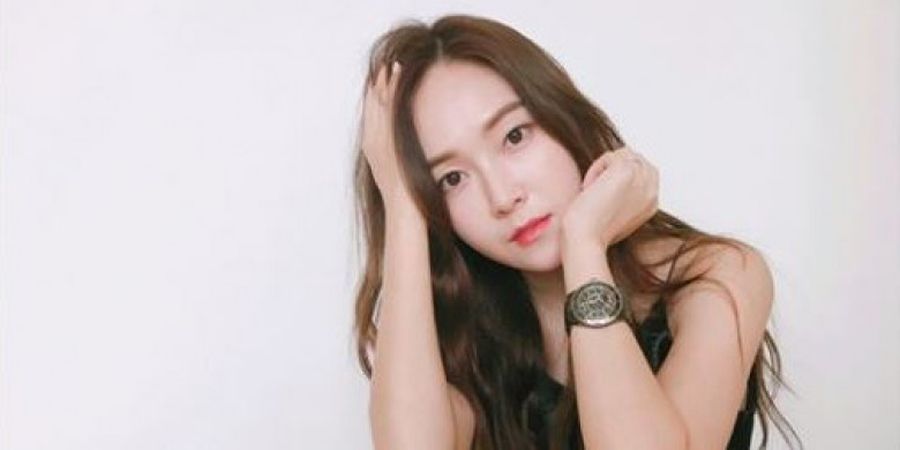 Cantiknya Jessica Jung Saat Saksikan Pertandingan Super Bowl LII