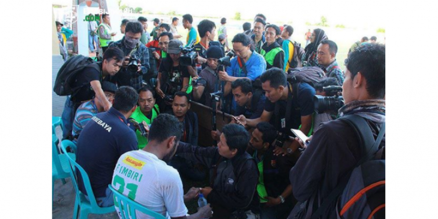 Acara Konferensi Pers Klub Ini Bikin Miris