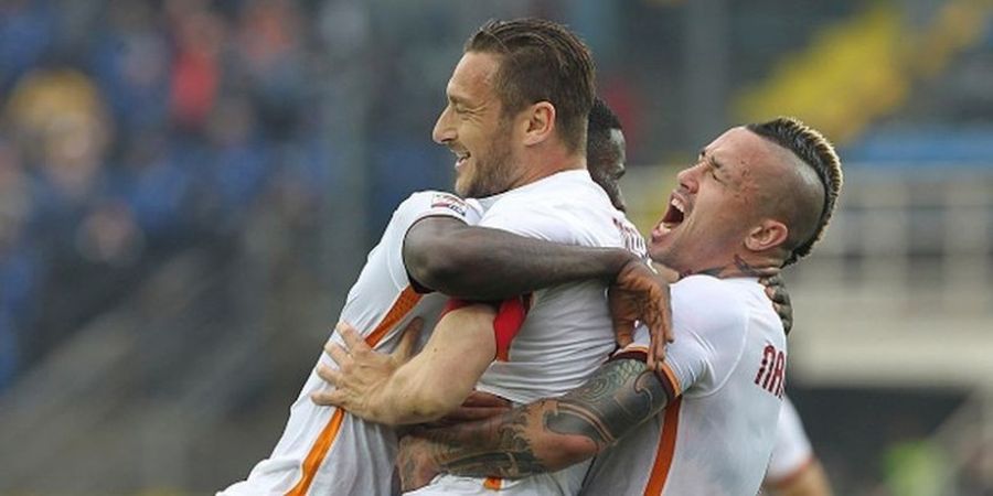 Gol Francesco Totti Selamatkan AS Roma
