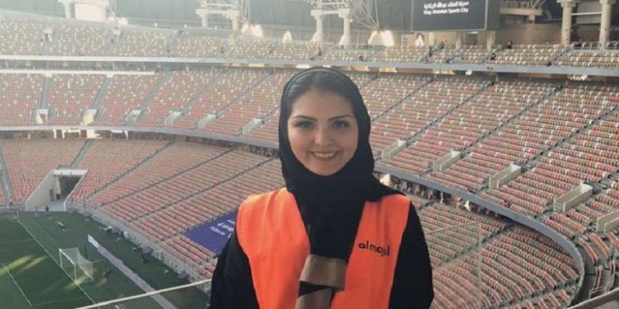 Pertama Kali Nonton Bola Langsung di Stadion, Begini Ungkapan Kegembiraan Wanita Arab Saudi