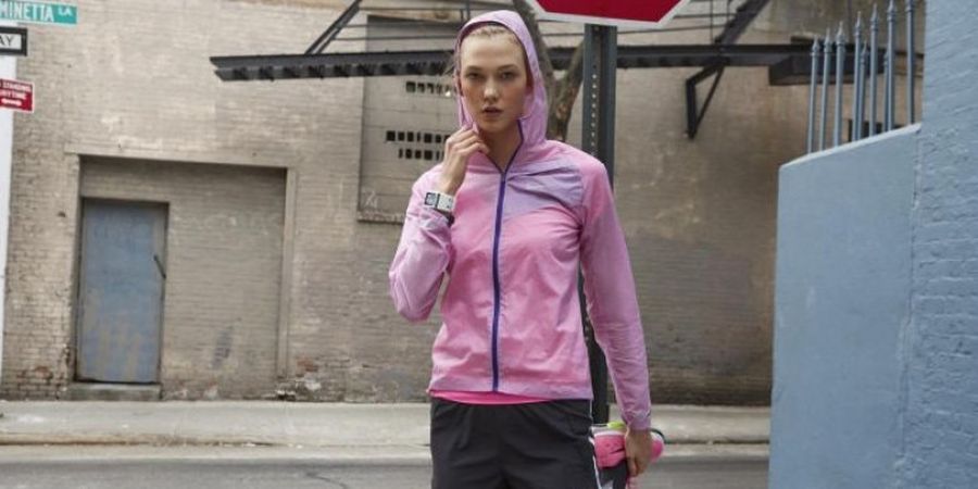 Lakukan  5 Cara Ini Agar Olahraga Lari Jadi Semakin Menyenangkan, Menurut Karlie Kloss