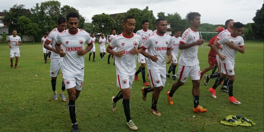 Demi Peluncuran Jersey dan Piala Presiden, Skuat Persija Kembali Terbagi