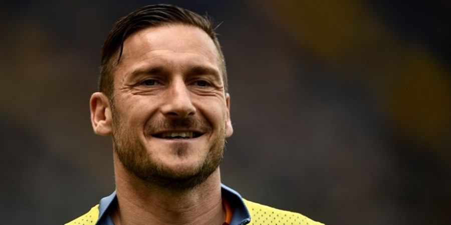 VIDEO - Francesco Totti Ikuti Cristiano Ronaldo yang Tertawakan Buffon, Kok Bisa?