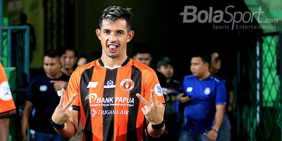 Silvio Escobar Direbut Persija Jakarta, PSS Sleman Angkat Bicara