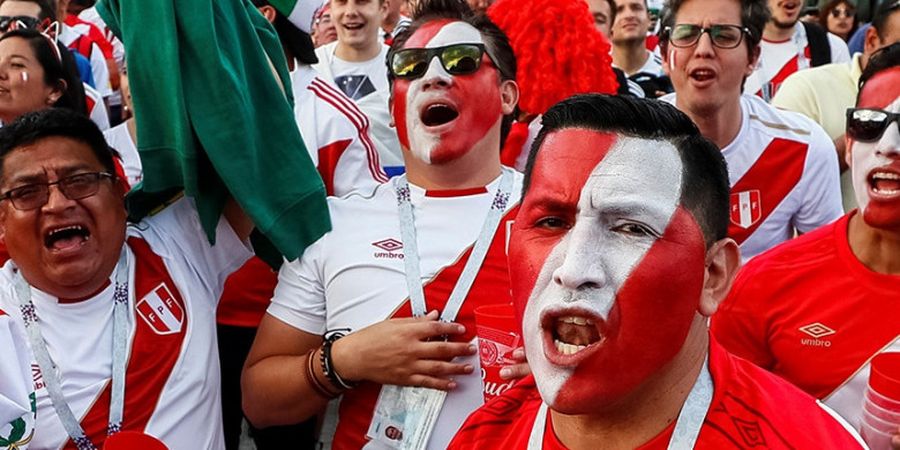 Ada Asap di Pesawat, Penggemar Timnas Peru Dibuat Waswas 