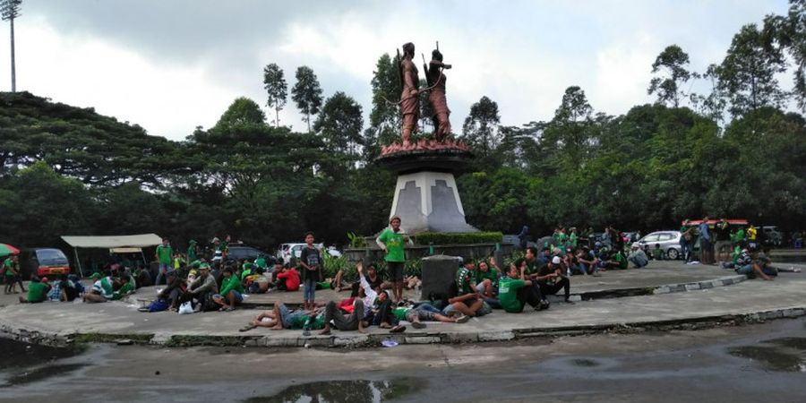 Rombongan Bonek yang Away ke Solo Alami Kecelakaan di Kertosono