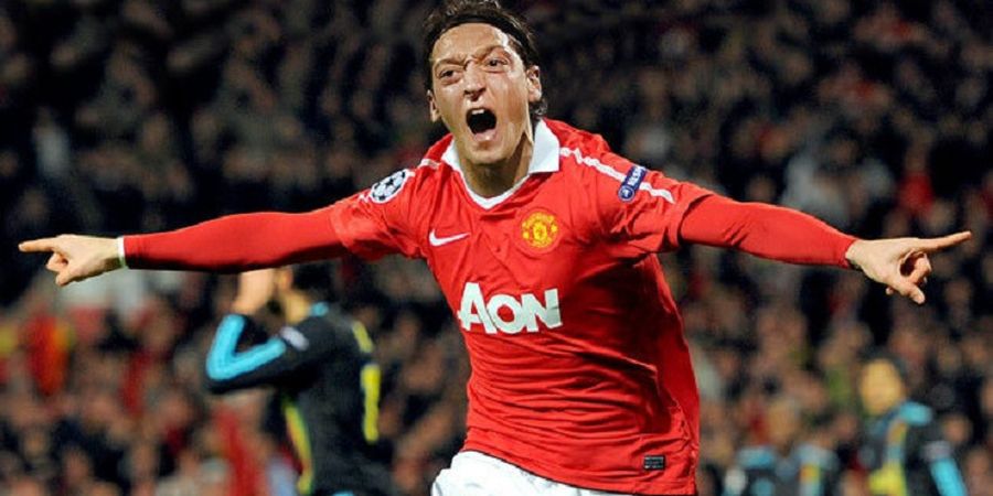 Inilah Pemain Manchester United yang Jadi Korban jika Mesut Oezil Bergabung 