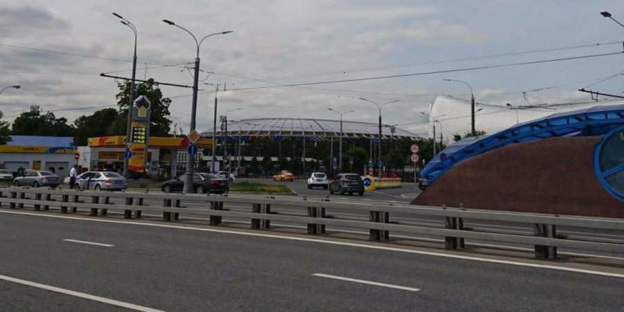 5 Jam Menuju Pembukaan Piala Dunia, Langit Cerah, Fan Optimistis, dan Aparat Keamanan Bergerak