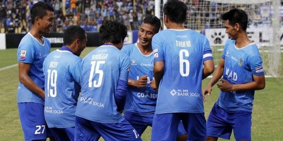 Ingatkan Suporter Lain, Brajamusti PSIM Mataram Unggah Spanduk Kumpulan Denda