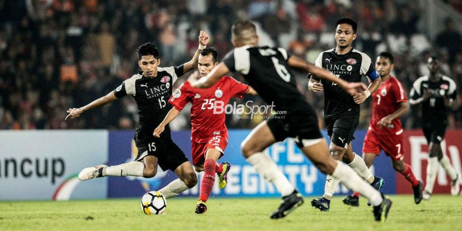 VIDEO - Viral, Riko Simanjuntak Lakukan Ini kepada Wasit Asal Arab yang Buat Geram Persija