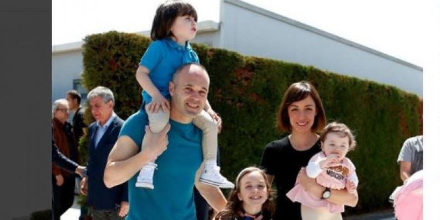 6 Potret Kebahagiaan Ini Menjadi Pelipur Lara Andres Iniesta Setelah Hengkang dari Barcelona