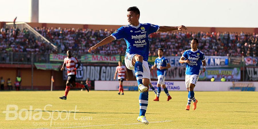 Jelang Menjamu PSM Makassar, Gelandang Persib Bandung Beri Ajakan Ini kepada Bobotoh