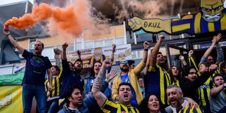 VIDEO - Wow, Ada Rocky Balboa pada Derbi Galatasaray Vs Fenerbahce!