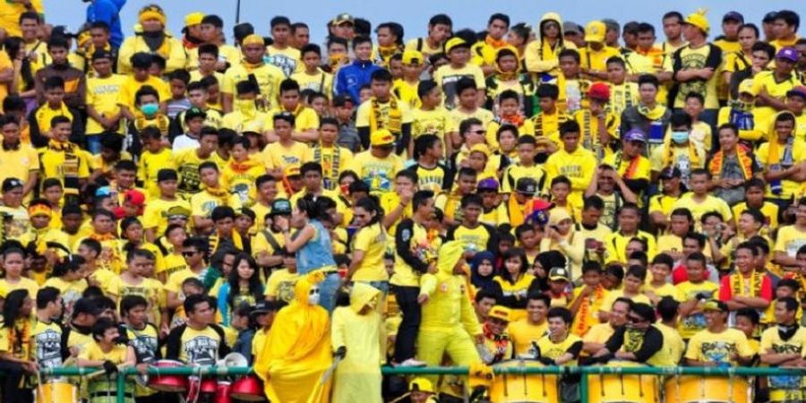 Pengelola Stadion 17 Mei Akan Kaji Ulang Rencana Pemotongan Pagar pembatas Tribune