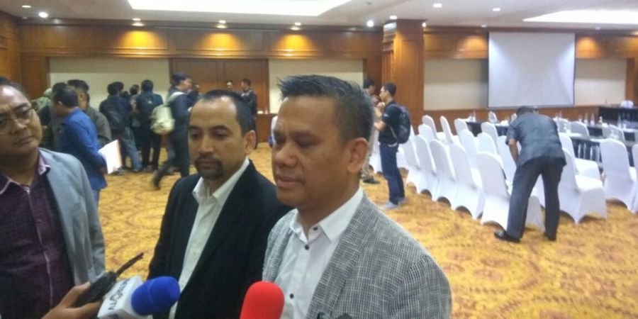 Glenn Sugita dan Berlinton Siahaan Resmi Mundur dari PT LIB