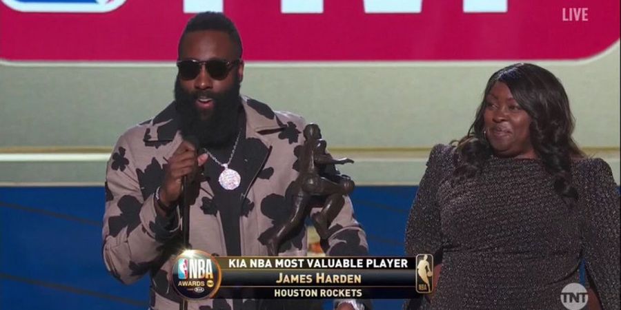 Daftar Lengkap Pemenang NBA Awards 2018, James Harden Kalahkan LeBron James Sebagai MVP