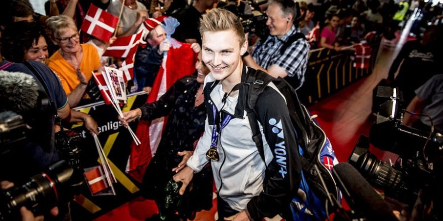 Gara-gara Bertemu Legenda Bulu Tangkis, Viktor Axelsen Tinggalkan Sepak Bola