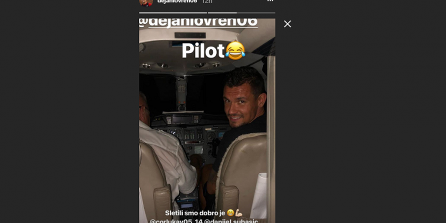 Konyol! Dejan Lovren Berlagak Seperti Pilot Pesawat Terbang