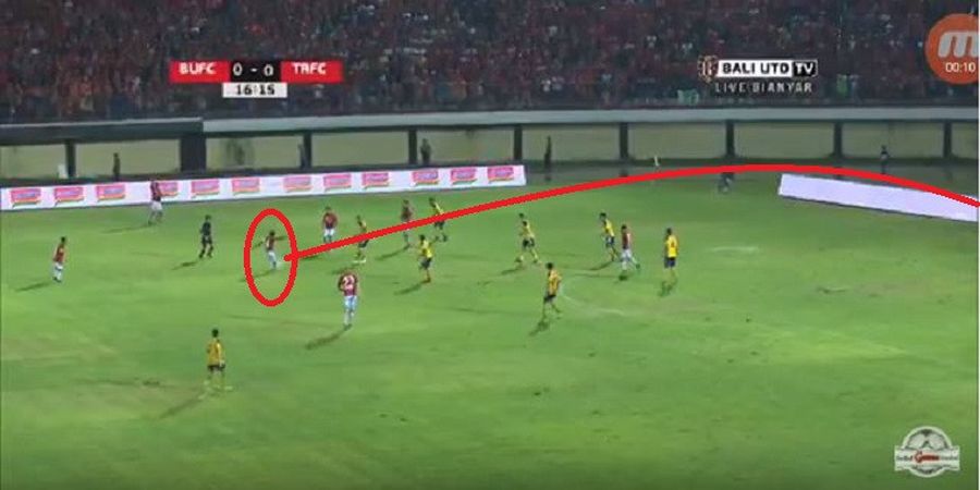 VIDEO - Istimewa! Gol Roket Fadil Sausu Sempat Bawa Bali United Unggul Sementara dari Tampines Rovers