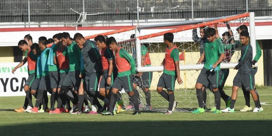 Luis Milla Panggil 5 Pemain Senior ke Timnas U-22