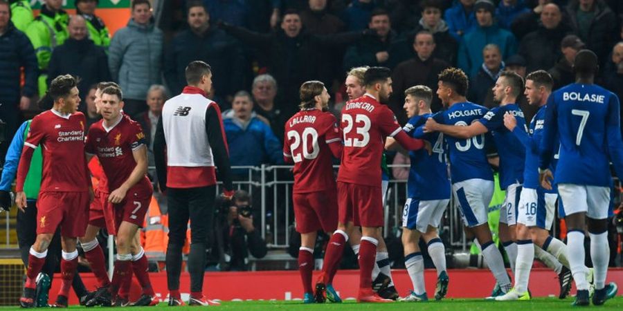 Jika Terbukti Rasis, Roberto Firmino Bisa Kena Hukuman Seperti John Terry dan Luis Suarez