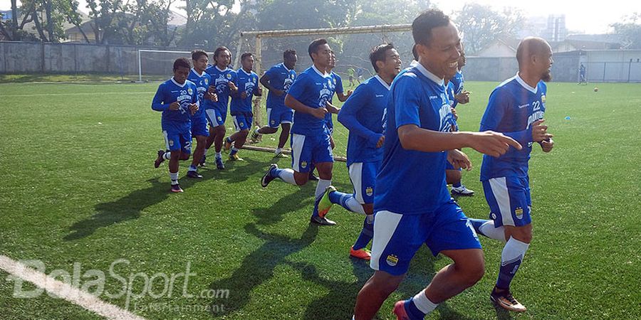 Persib Balik ke Bandung Setelah Laga di Balikpapan, Karena Laga Kontra Borneo FC Ditunda Lagi