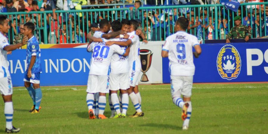 Febri Hariyadi Sampaikan Pesan untuk Bobotoh Terkait Prestasi Persib Musim Ini