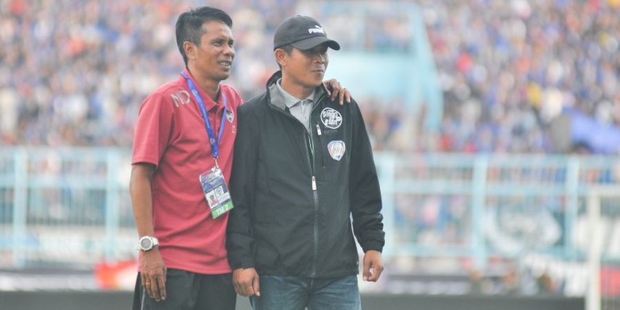 Pelatih Arema Mengaku Malu kepada Aremania