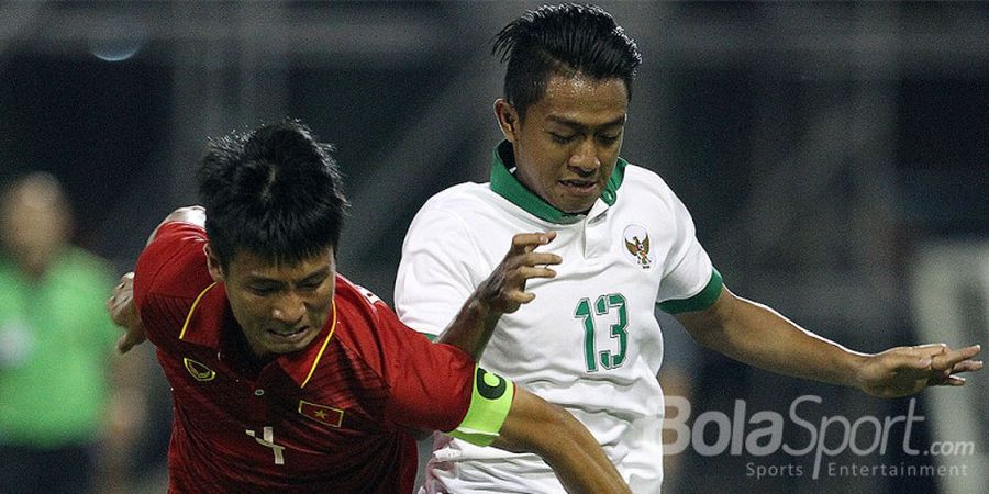 Indonesia vs Kamboja - Pergantian pada Awal Babak Kedua, Febri Masuk Gantikan Osvaldo Haay