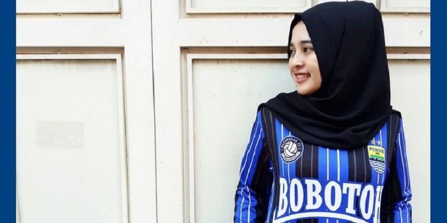 Sriwijaya FC Vs Persib - Ada Doa Tercurah dari Bobotoh Cantik Ini