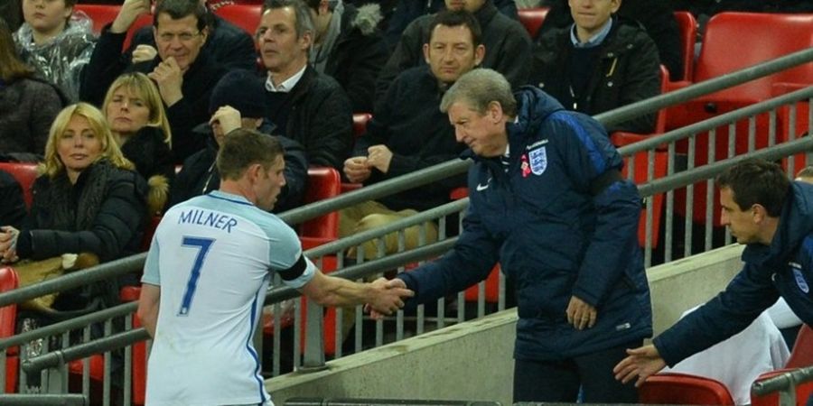 Inggris Kalah, Hodgson Sesalkan Dua Putusan Wasit 