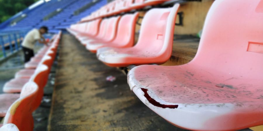 Jelang Kontra Thailand U-19, Panpel Borneo FC Benahi Kerusakan Bangku Stadion Segiri