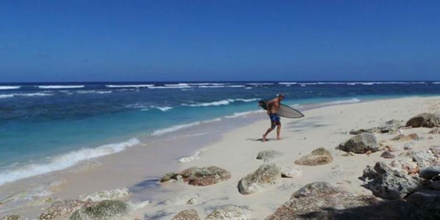 Anak Bola Harus Coba Pesona Pantai Green Bowl di Bali