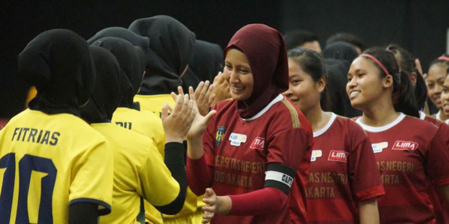 Tim Putri UNY Pertahankan Gelar Juara