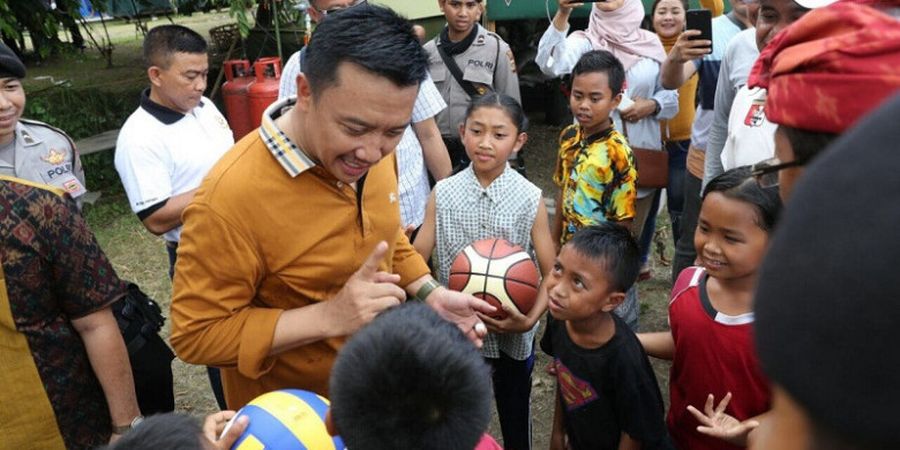 Punya Tradisi Selalu Meraih Medali, Menpora Berharap pada Cabor Angkat Besi di Asian Games 2018