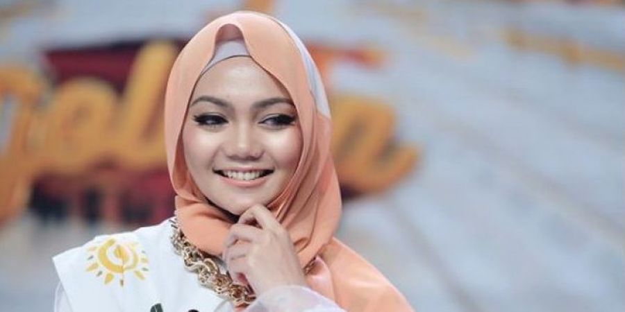 Rina Nose Lepas Hijab, Kenangan Manis Pose Berkerudung ala Ninja Sporty Ini Pasti Dirindukan Banyak Pihak